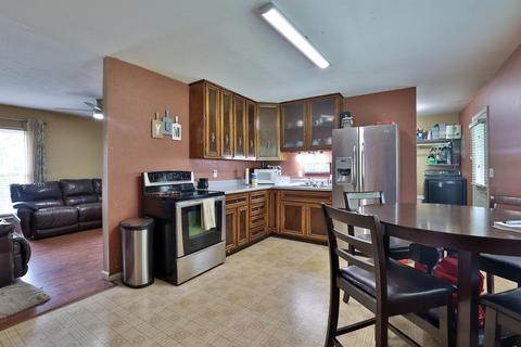 3151 Revels St, Springfield, OH 45503 photo 7