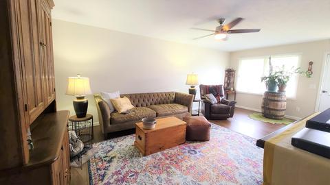 4858 Auston St, Springfield, OH 45502 photo 3