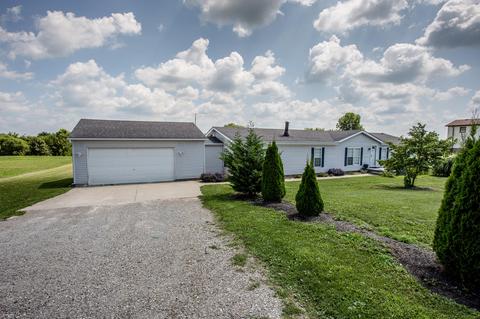 2460 Myers Rd, Springfield, OH 45502 photo 4