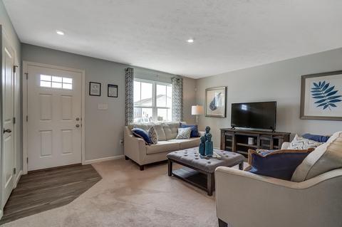 203 S Tuttle Rd, Springfield, OH 45505 photo 6