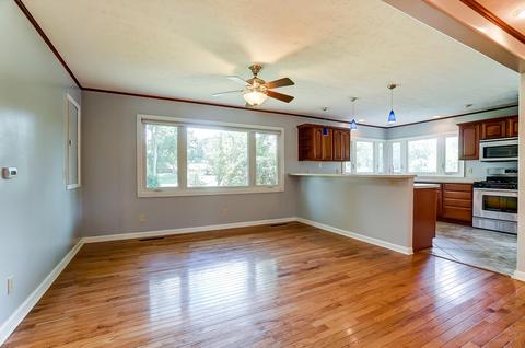 2121 Oak Knoll Dr, Springfield, OH 45504 photo 16