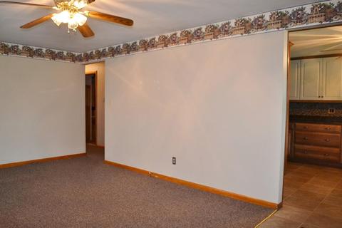 4226 Imperial Dr, Springfield, OH 45503 photo 8