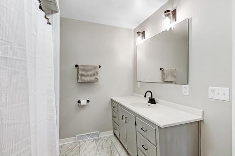 203 E Walnut St, Anna, OH 45302 photo 16