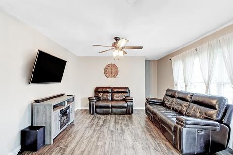 203 E Walnut St, Anna, OH 45302 photo 7