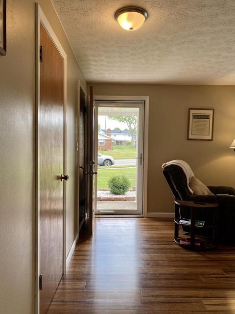 509 Geron Dr, Springfield, OH 45505 photo 2