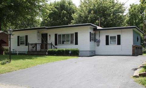 3675 Calhoun Dr, Springfield, OH 45505 photo 1