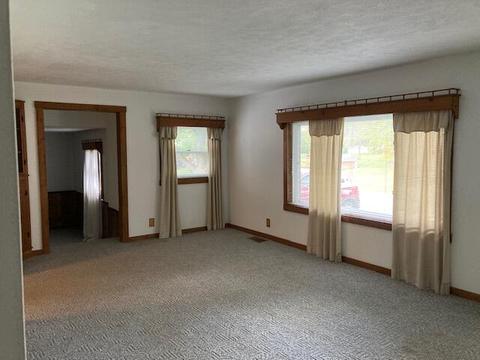 3675 Calhoun Dr, Springfield, OH 45505 photo 3