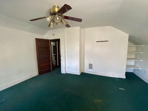 910 Pine St, Springfield, OH 45505 photo 4