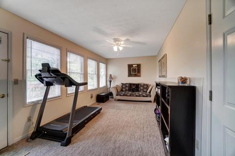 1516 E Ridgeview Cir, Springfield, OH 45504 photo 13