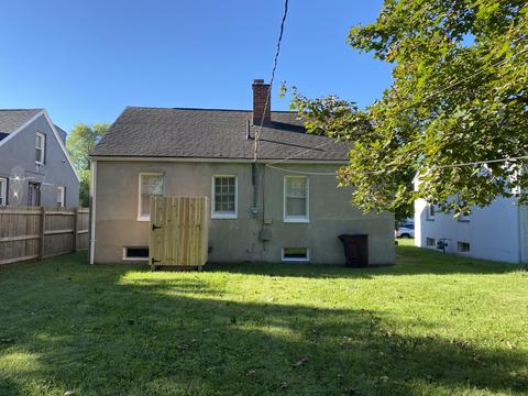 818 E Rose St, Springfield, OH 45505 photo 3