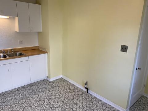 818 E Rose St, Springfield, OH 45505 photo 9