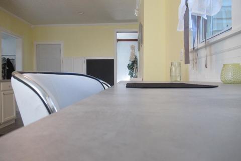 307 N Main St, De Graff, OH 43318 photo 9