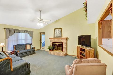 5781 Victorian Way, Springfield, OH 45503 photo 4