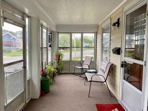 934 E Main St, Troy, OH 45373 photo 3