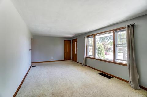 2427 Northmoor Dr, Springfield, OH 45503 photo 6