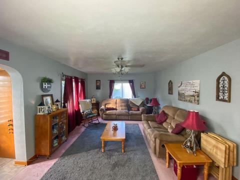 1004 N Burnett Rd, Springfield, OH 45503 photo 2