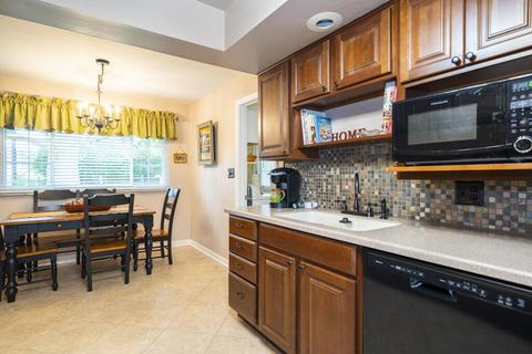 2422 Hemphill Rd, Dayton, OH 45440 photo 11
