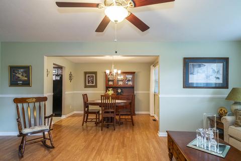 2422 Hemphill Rd, Dayton, OH 45440 photo 5