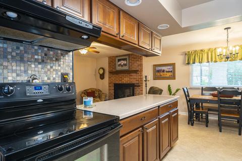 2422 Hemphill Rd, Dayton, OH 45440 photo 13