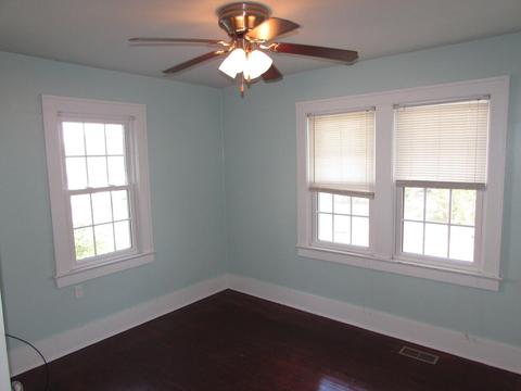 305 W First St, Springfield, OH 45504 photo 9