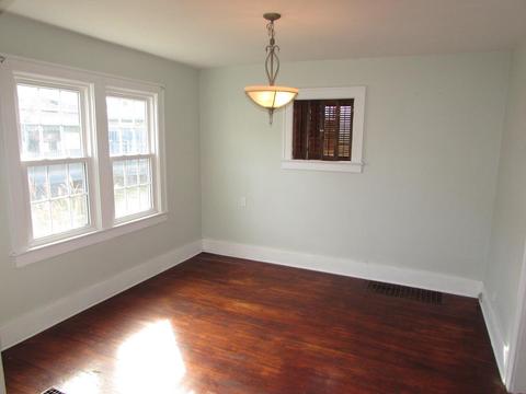 305 W First St, Springfield, OH 45504 photo 5
