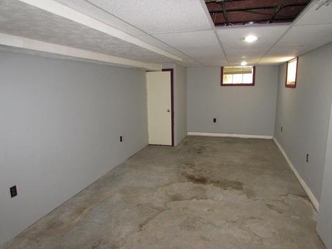 305 W First St, Springfield, OH 45504 photo 11