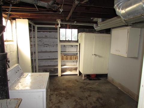 305 W First St, Springfield, OH 45504 photo 12