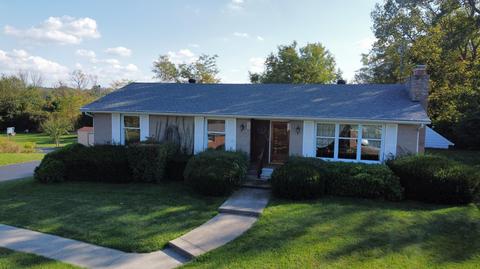 3445 Colonial Dr, Springfield, OH 45504 photo 1