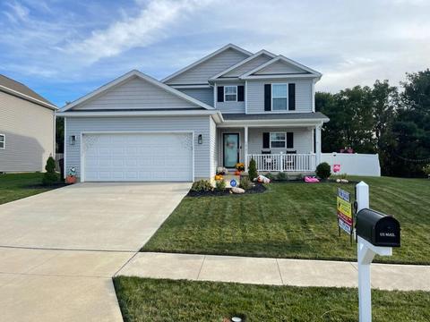 1921 Erika Dr, Springfield, OH 45503 photo 1