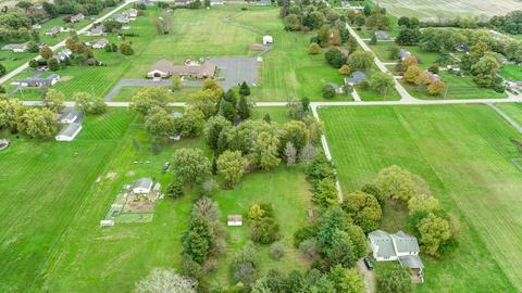 1483 Groop Rd, Springfield, OH 45504 photo 8