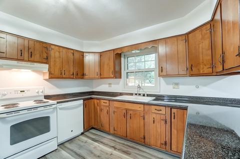1483 Groop Rd, Springfield, OH 45504 photo 10