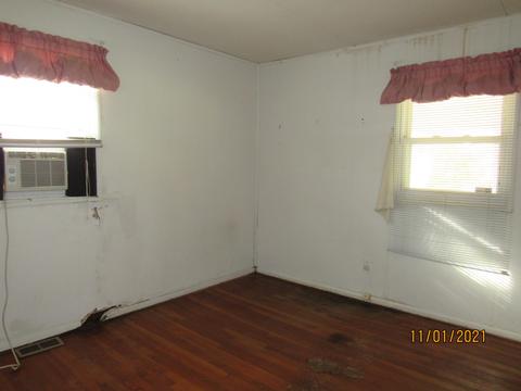 1060 Heard Ave, Springfield, OH 45506 photo 9