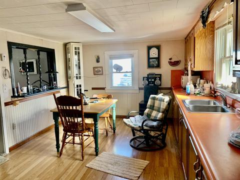 122 W Warren St, Celina, OH 45822 photo 8
