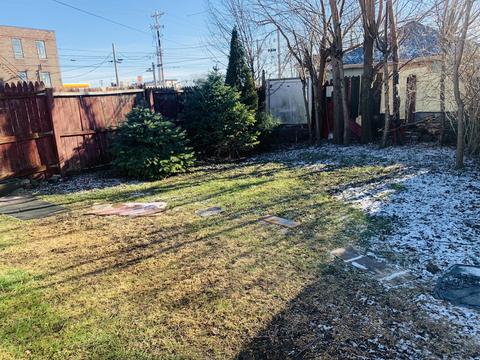 122 W Warren St, Celina, OH 45822 photo 3