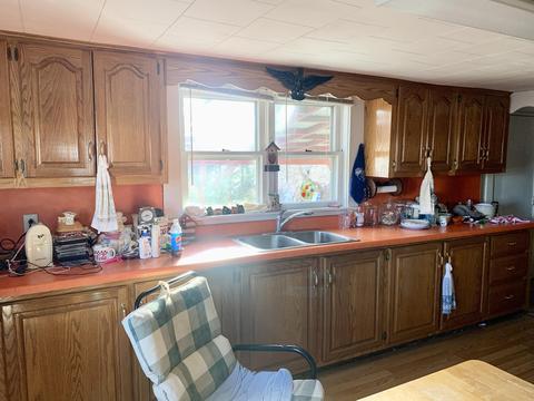 122 W Warren St, Celina, OH 45822 photo 9