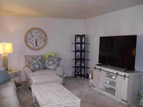 210 Oak St, Celina, OH 45822 photo 2