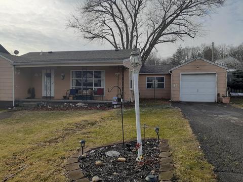 829 Clinton Ave, Sidney, OH 45365 photo 3