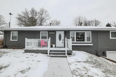 321 Woodview Dr, Springfield, OH 45504 photo 2