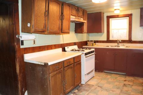 9452 Main #LOGANSVILLE, De Graff, OH 43318 photo 5