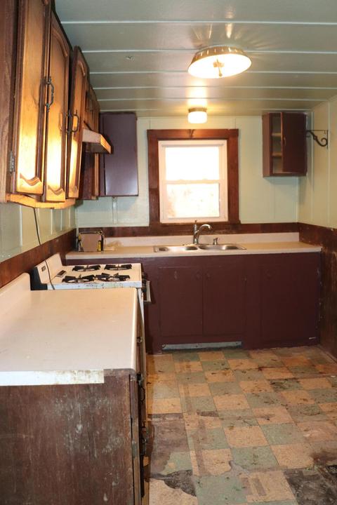 9452 Main #LOGANSVILLE, De Graff, OH 43318 photo 7