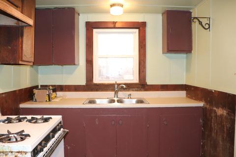 9452 Main #LOGANSVILLE, De Graff, OH 43318 photo 6