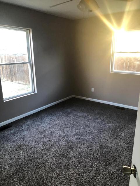 1031 W Perrin Ave, Springfield, OH 45506 photo 5