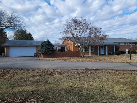 1857 Timberline Trl, Springfield, OH 45503 photo 1