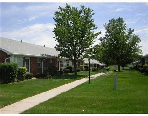 4528 E Ridgewood Rd, Springfield, OH 45503 photo 1