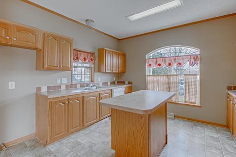 2757 May St, Springfield, OH 45505 photo 12
