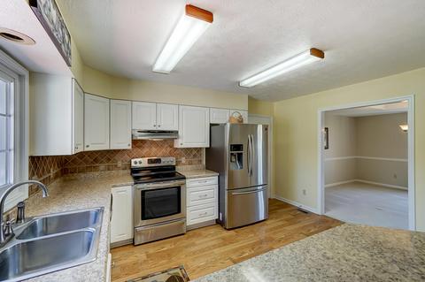300 W Possum Rd, Springfield, OH 45506 photo 10