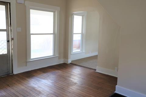 808 Clinton Ave, Sidney, OH 45365 photo 4