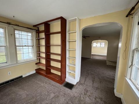 110 E First St, Springfield, OH 45504 photo 6