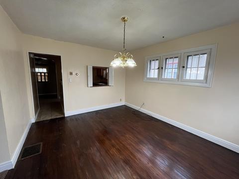 110 E First St, Springfield, OH 45504 photo 7