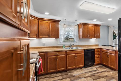 5300 W Ridgewood Rd, Springfield, OH 45503 photo 17